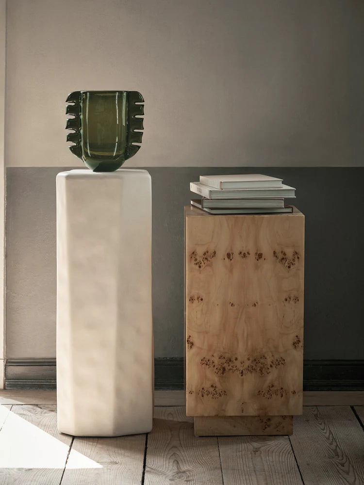 Staffa Pedestal - Ivory