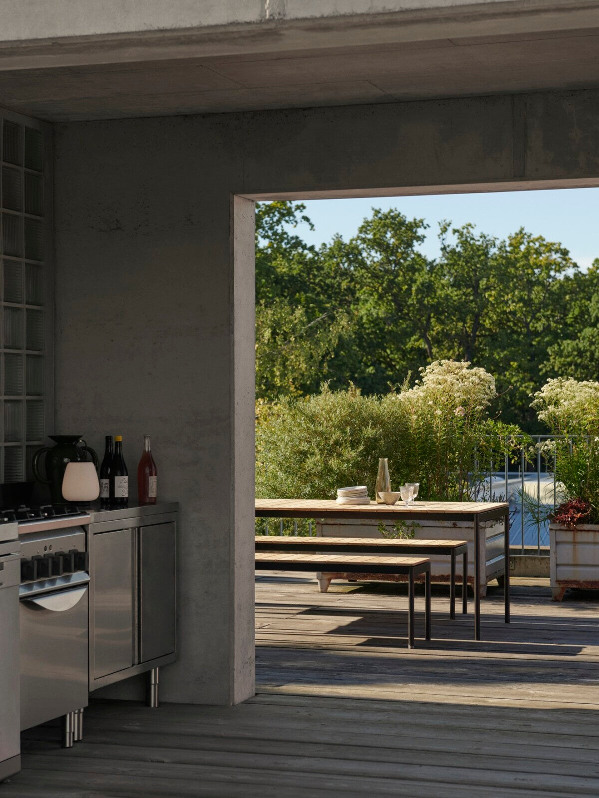 Ville Outdoor Bench AV28 - Bronze Green