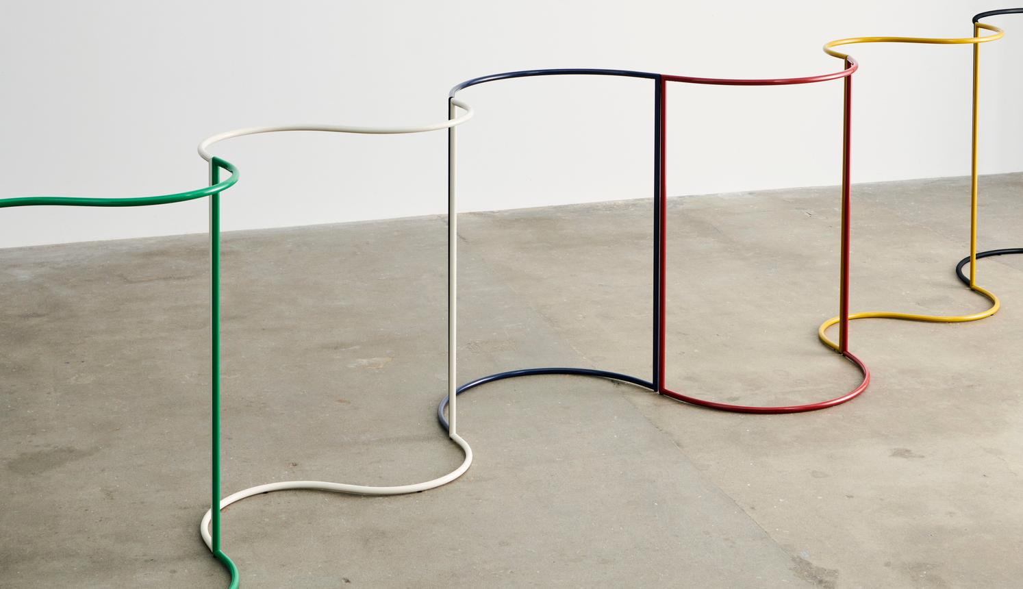 Cuier Colour Rack - S - Shape - Eggshell