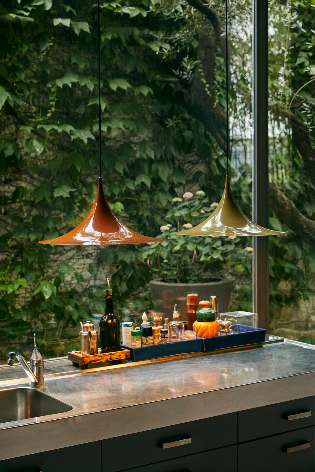 Semi Pendant D 30 cm - Roasted Pumpkin Glossy - Displayed item