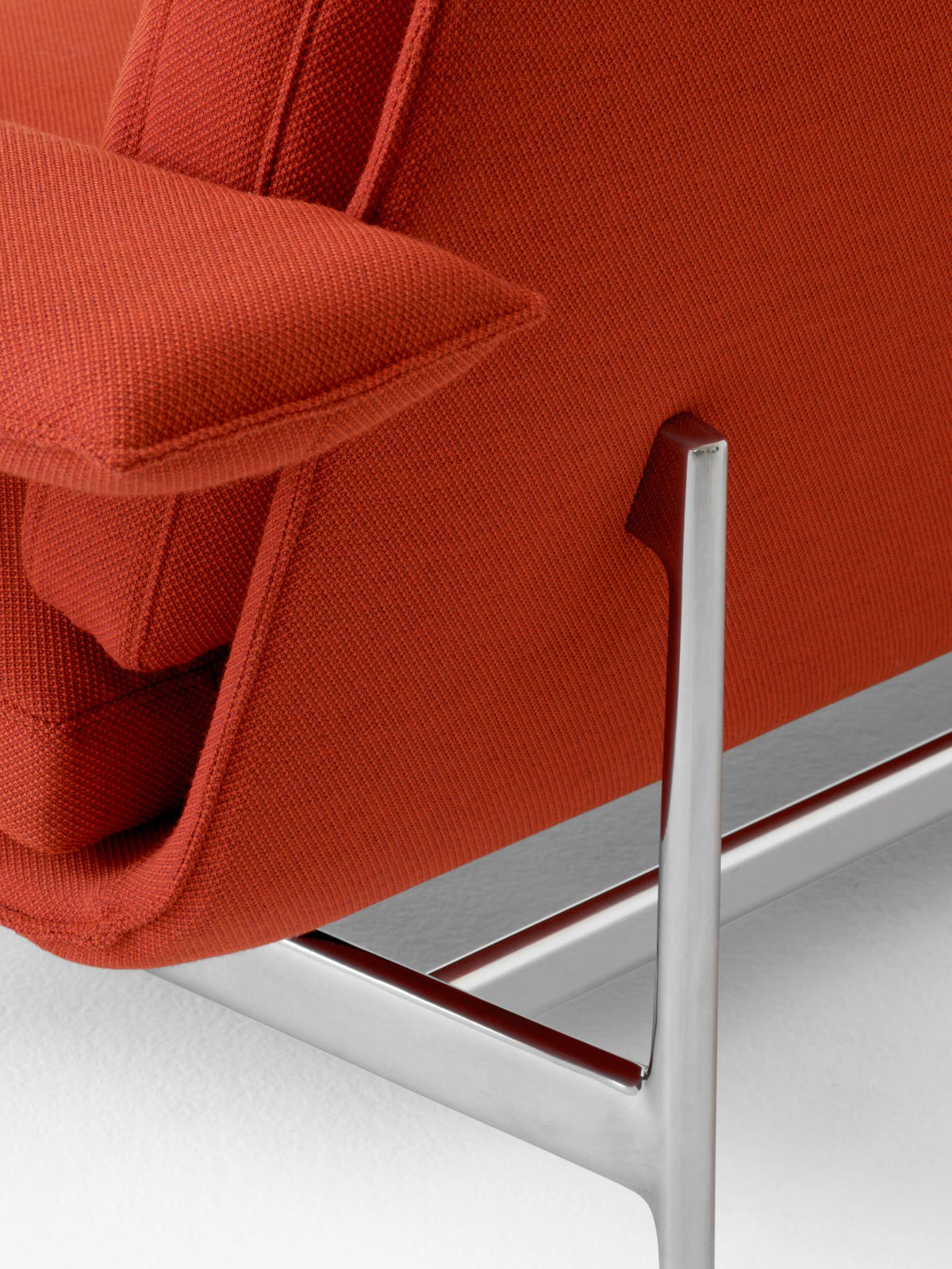 Meantime AV31 3-seater sofa - Polished Aluminium legs