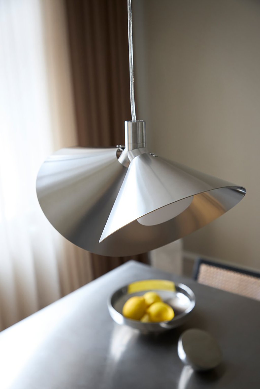 Peel Pendant