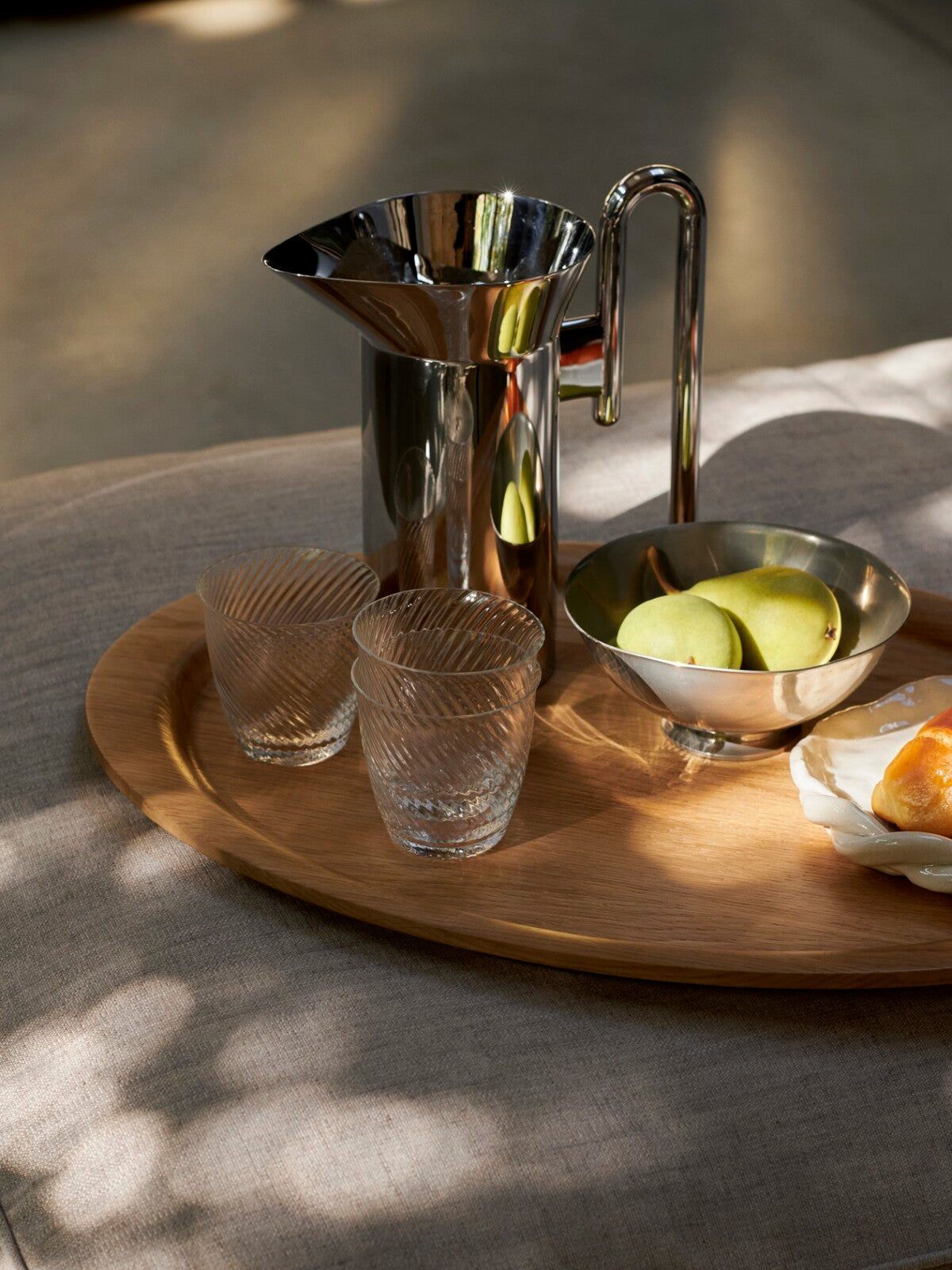 Momento Jug JH38 - Polished Stainless Steel