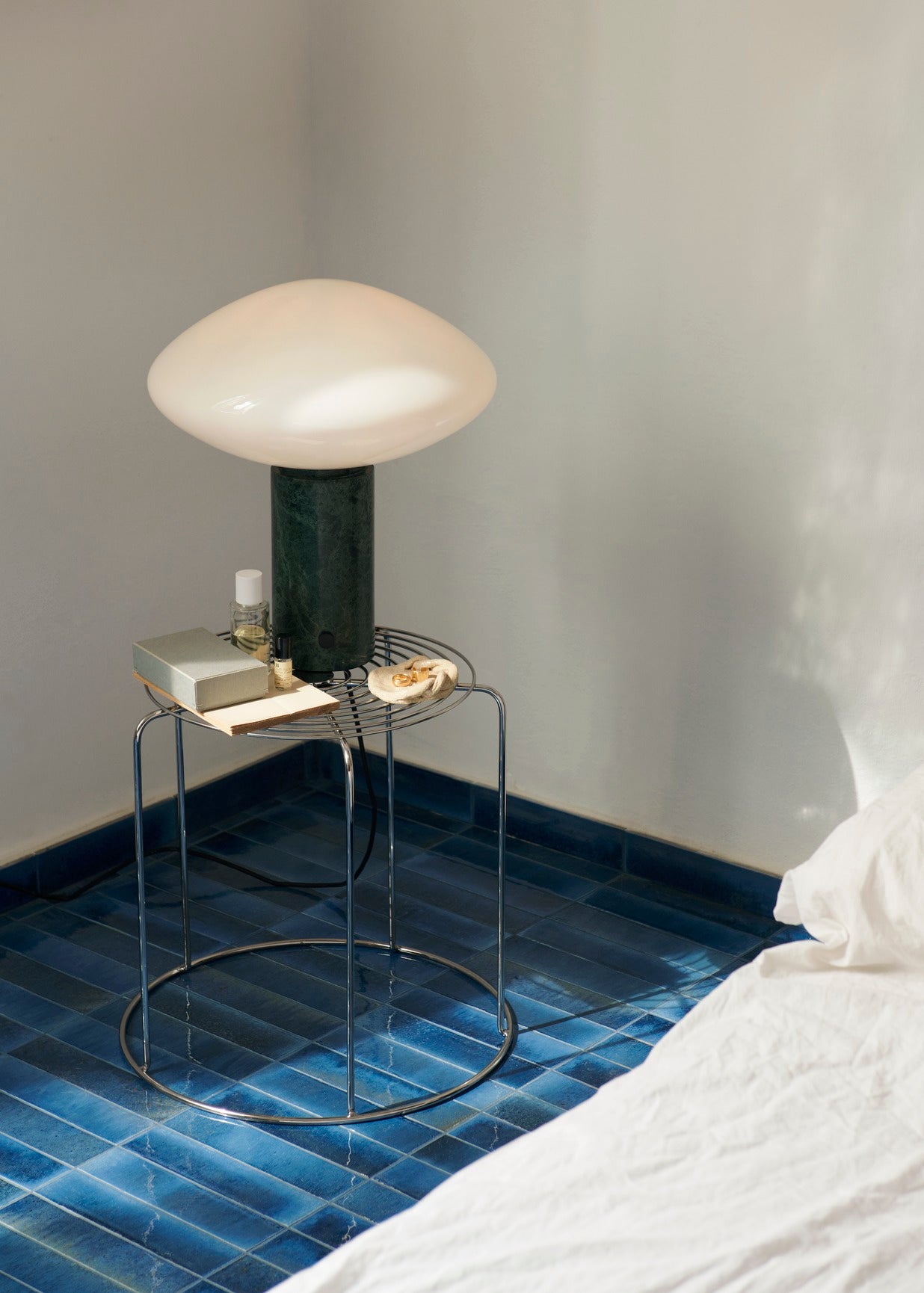 Wire Stool VP11
