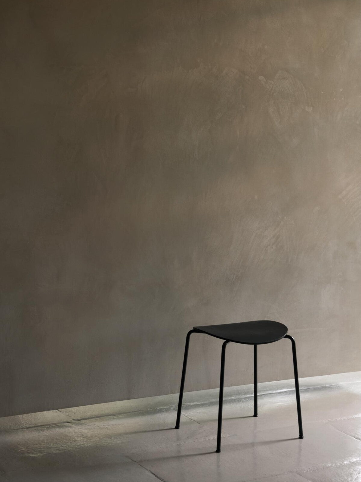 Pavilion AV36 Stool - Black Lacquered Oak