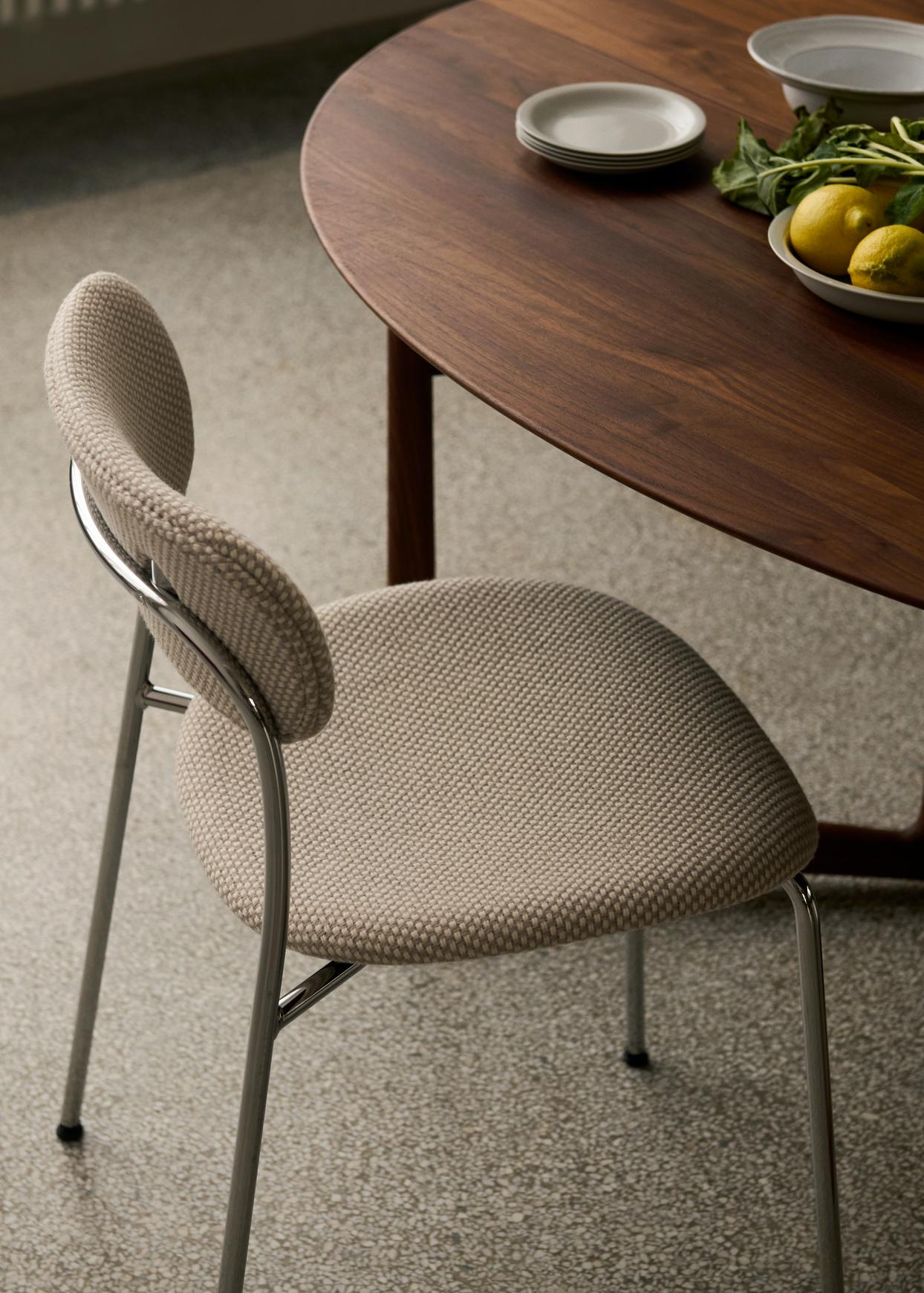 Pavilion AV12 Chair - Chrome base