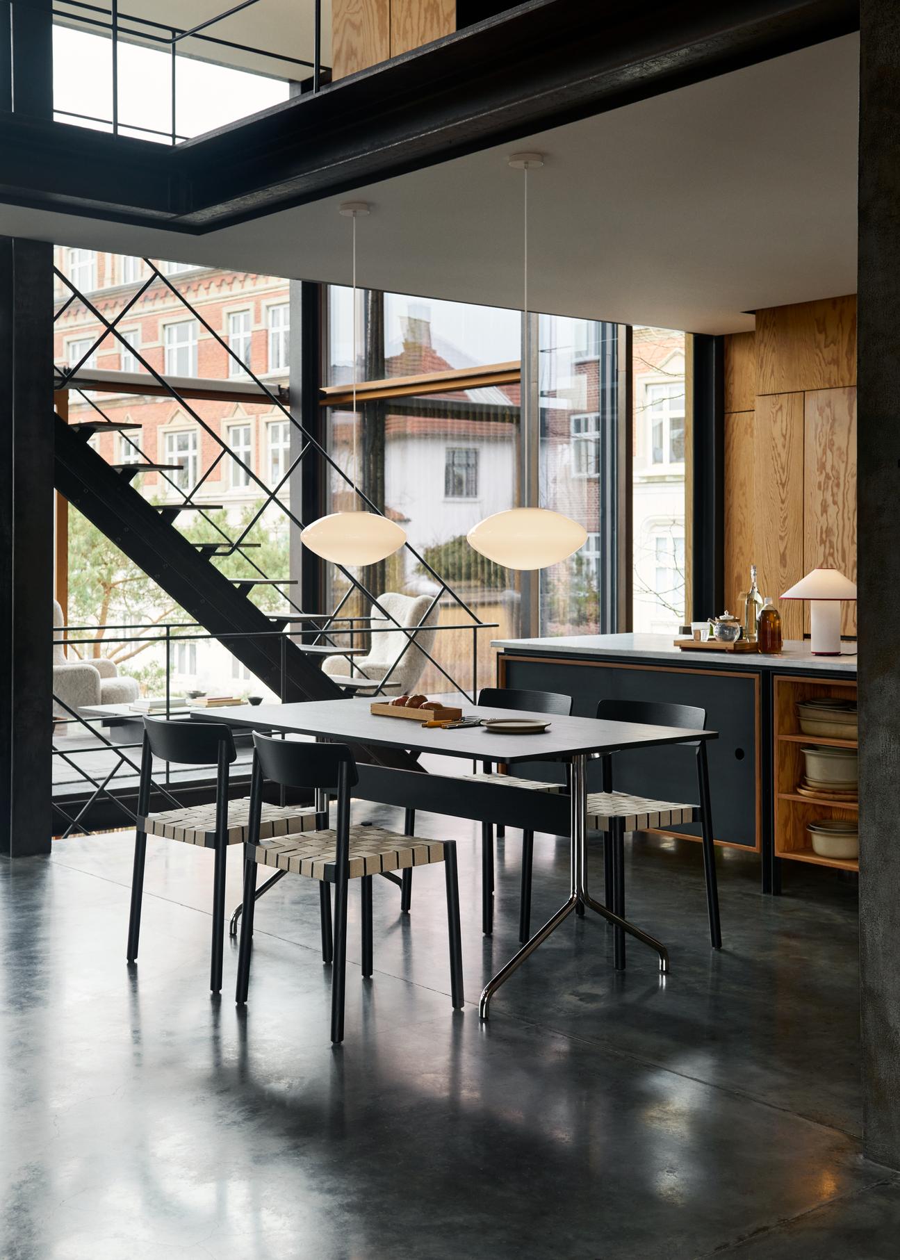 Pavilion Dining Table AV19 - Black Lacquered Oak