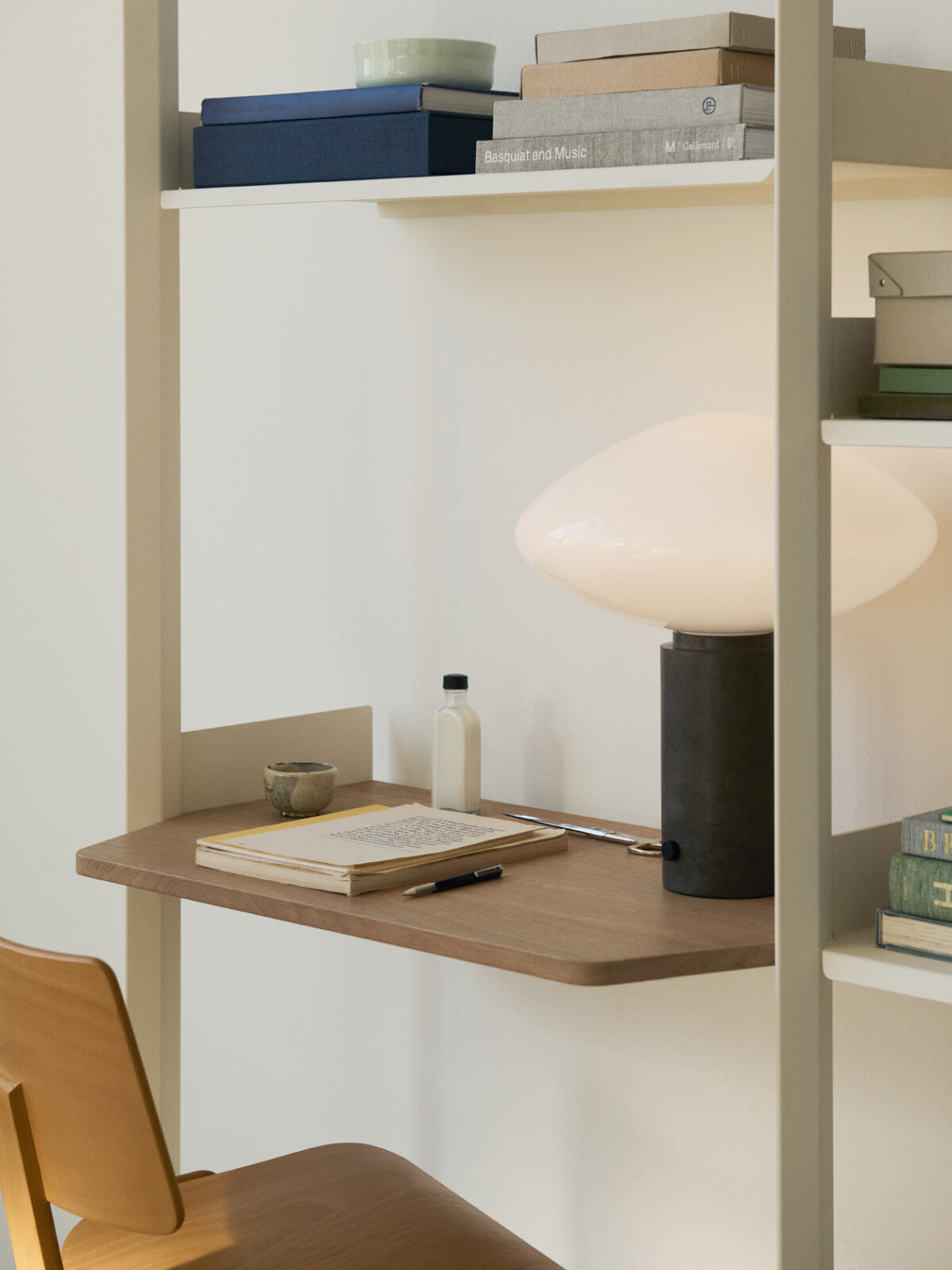 Mist Pendant AP17 Table Lamp - Grigio Caldo