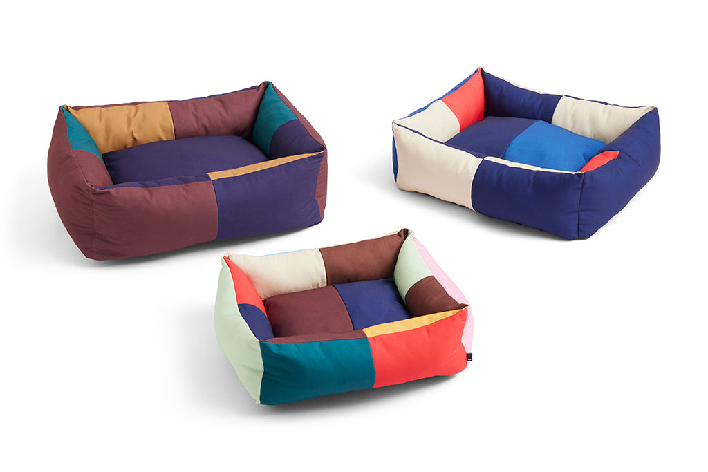 Pat pentru caini HAY- Mediu - Red, Blue