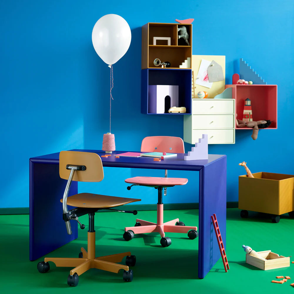 Monterey Kids Work Desk
