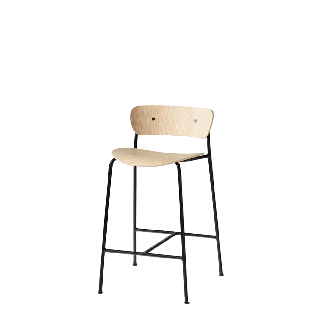 Pavilion AV7 Counter chair - Lacquered Oak
