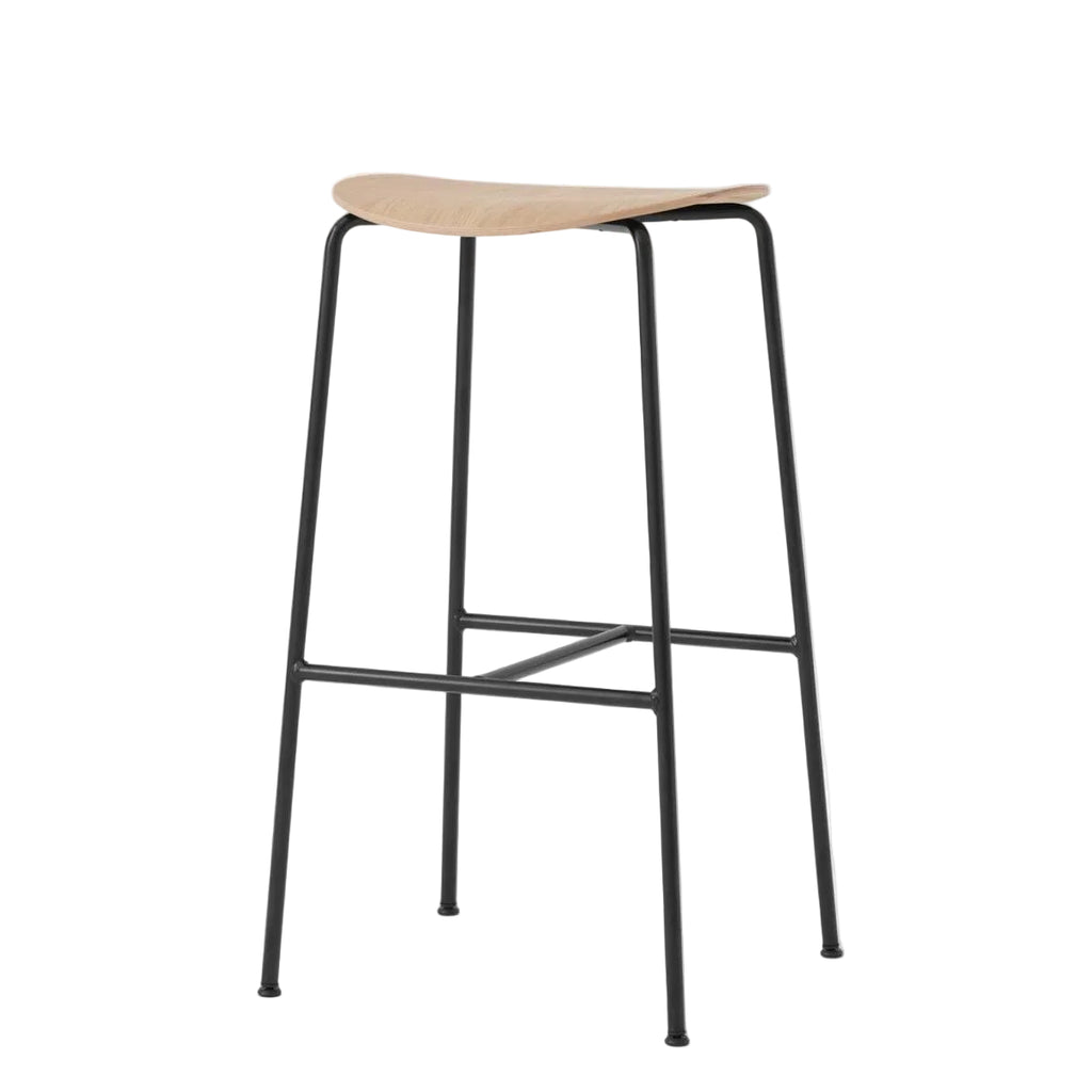 Pavilion AV38 Bar stool - Lacquered Oak