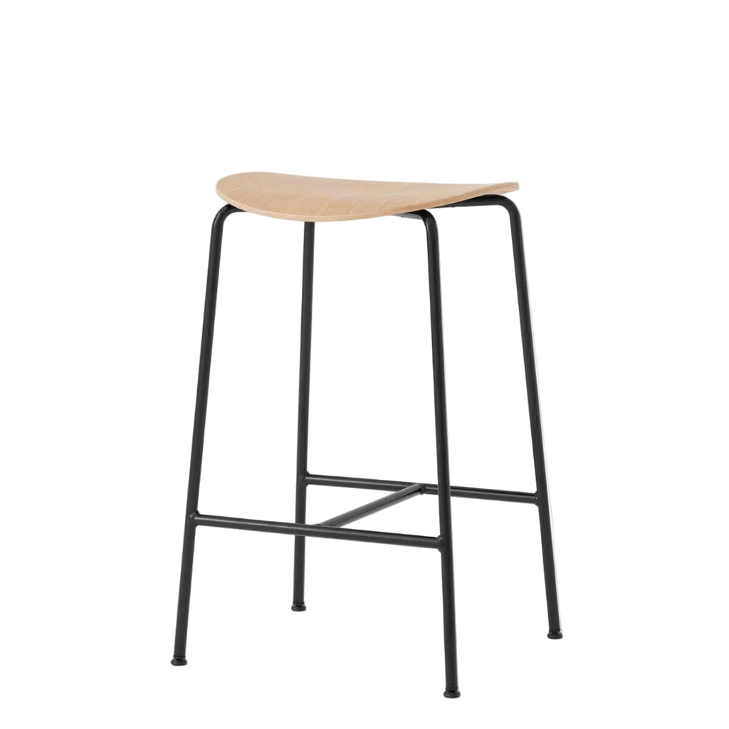 Pavilion AV37 Stool - Lacquered Oak