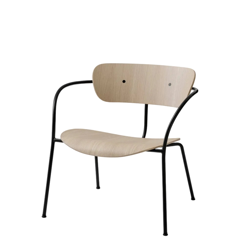 Pavilion AV5 Lounge Chair - Lacquered Oak