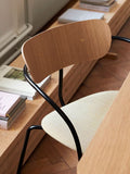 Pavilion AV4 Chair - Lacquered Oak