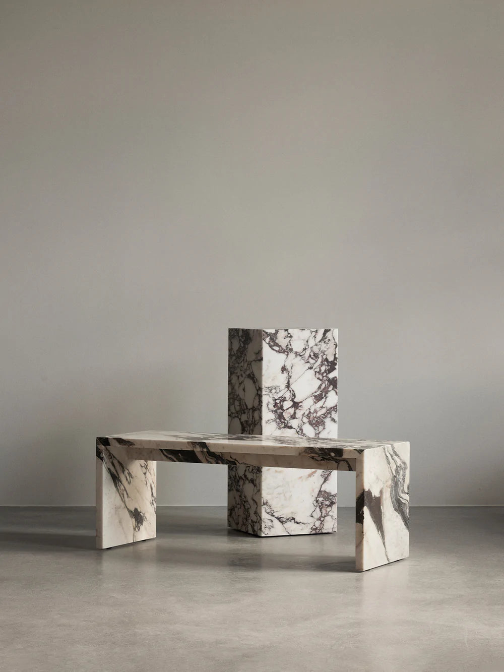 Plinth Bridge - Calacatta Viola Marble