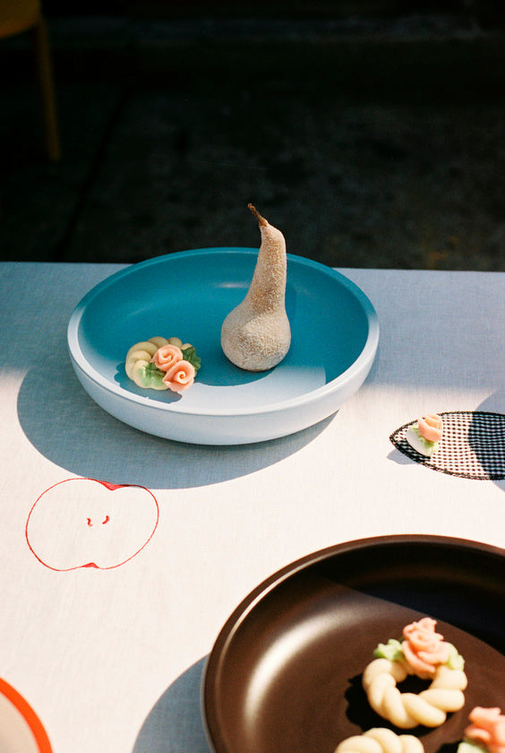 Sobremesa Serving Bowl M - Light blue